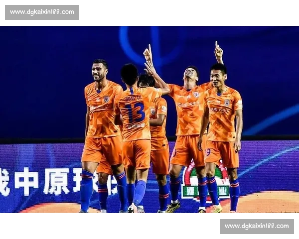 贾天宁眼中的国安三叉戟：中超赛场的卡努特与 B 席影子？